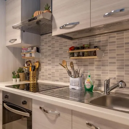 Apartment 218 - Le Petit Bijou, Centro Storico Di - 800m Dall'ariston